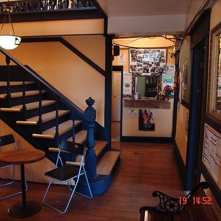 C&N Backpackers Hostel 밴쿠버 외부 사진