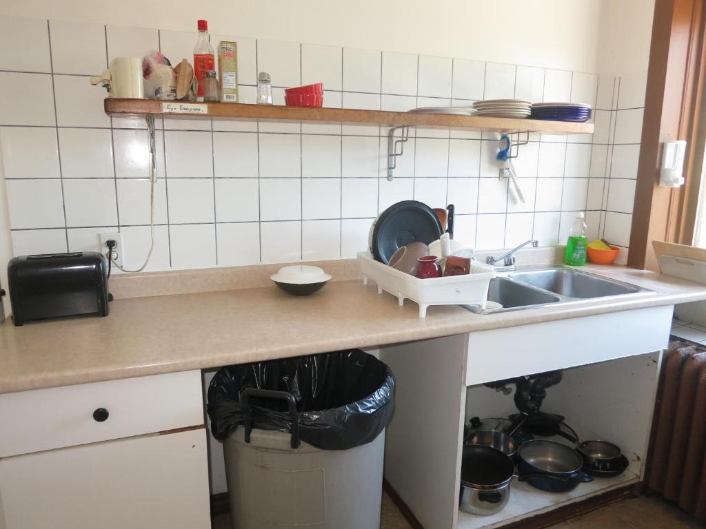 C&N Backpackers Hostel 밴쿠버 외부 사진
