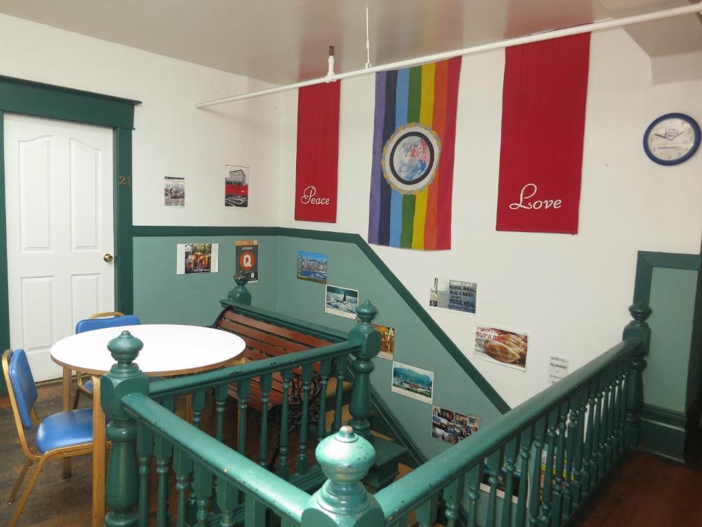 C&N Backpackers Hostel 밴쿠버 외부 사진